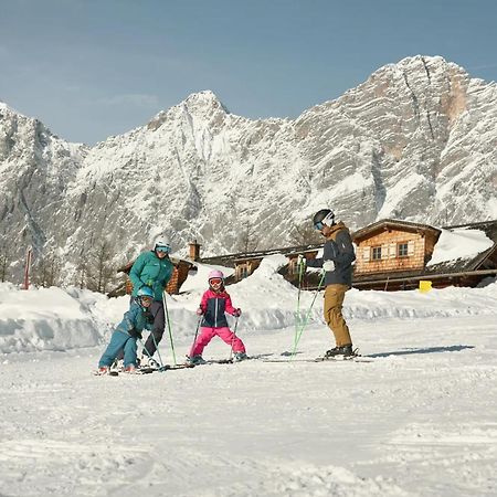 Haus Petersmann Hotell Ramsau am Dachstein Exteriör bild