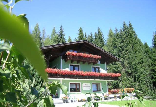 Haus Petersmann Hotell Ramsau am Dachstein Exteriör bild
