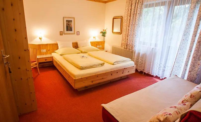 Haus Petersmann Hotell Ramsau am Dachstein Exteriör bild