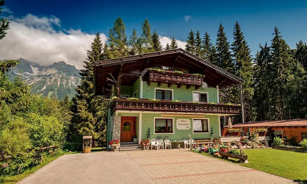 Haus Petersmann Hotell Ramsau am Dachstein Exteriör bild